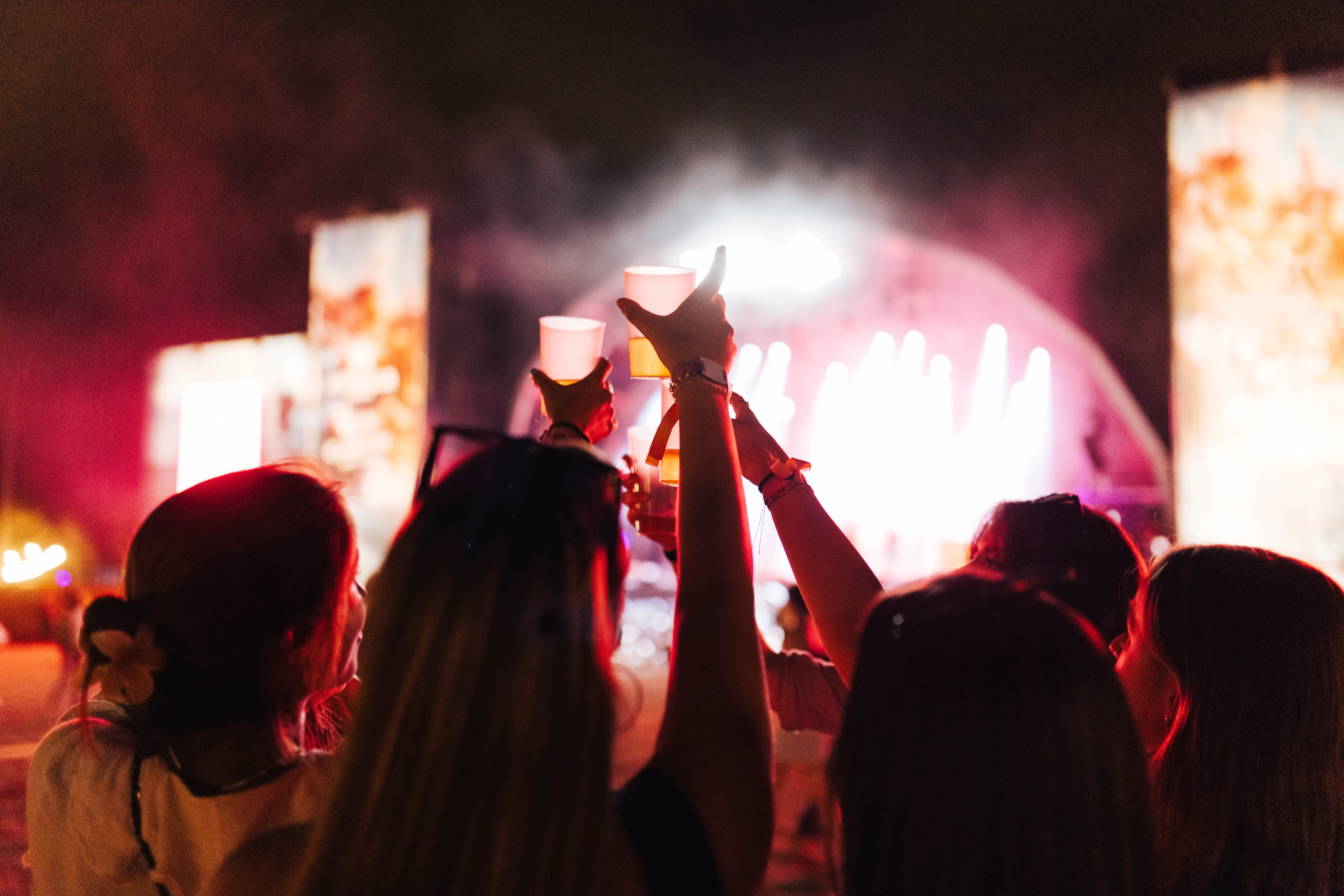 crowd-enjoying-an-outdoor-concert-experience-marketing.webp