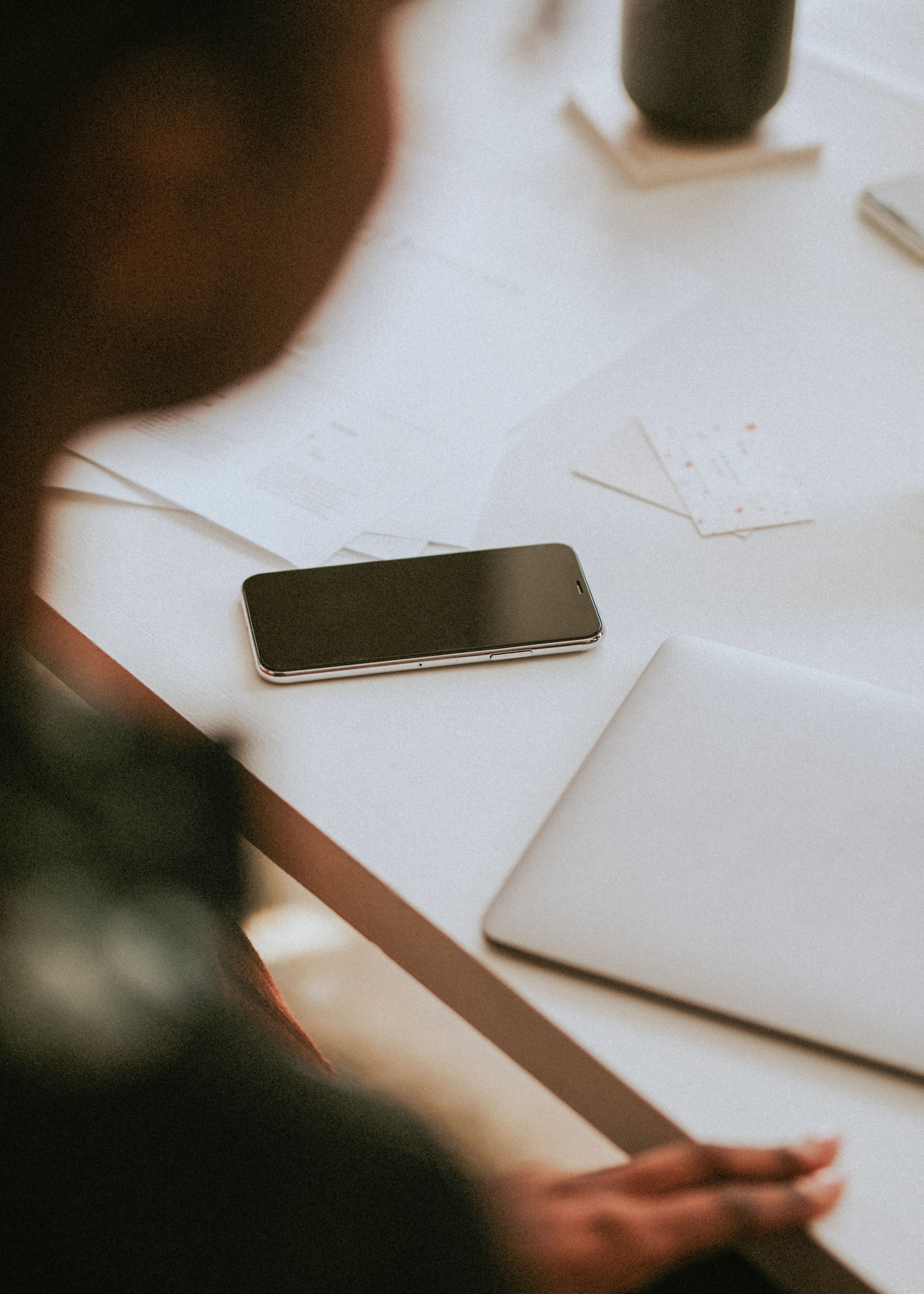 laptop-and-mobile-phone-marketing.webp